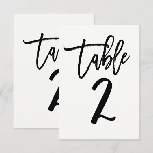 Schwarze moderne Schrift-Tabellennummer 2 im Trend Einladung (Vorne/Hinten)