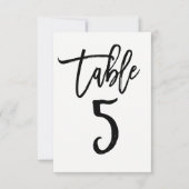 Schwarze moderne Schriftart-Tischnummer 5 Einladung (Vorderseite)