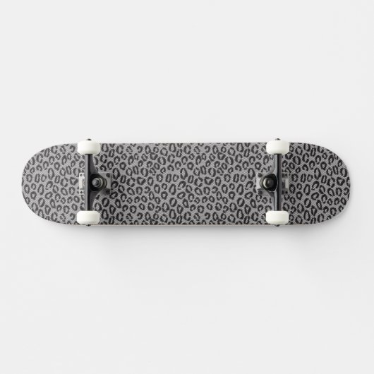 Schwarze Nettospitze mit Leopardmuster auf Weiß Skateboard (Horizontal)