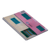 SCHWARZE OUTDOOR-SCONCE AUF PINK-GESTALTETE WAND NOTIZBLOCK (Rechte Seite)