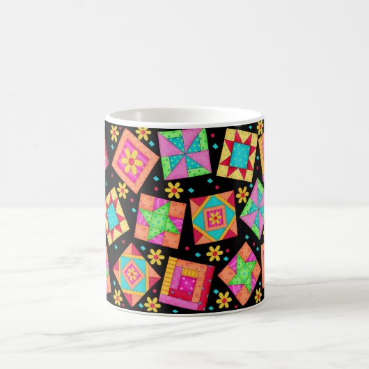 Schwarze Patchwork Quilt Design-Tasse Kaffeetasse (Mittel)