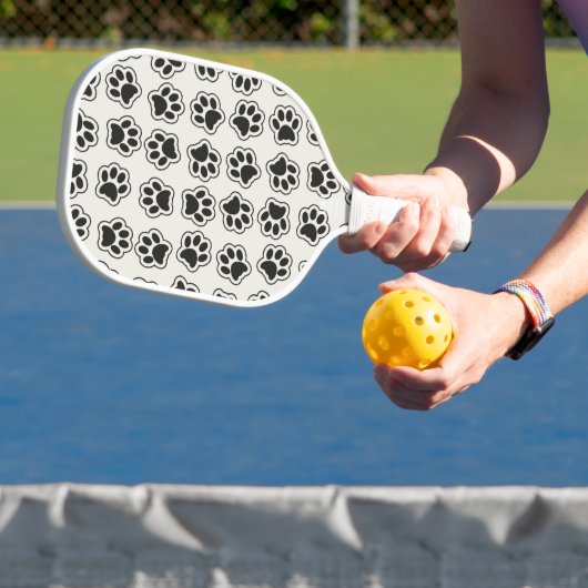 Schwarze Paws, Hundepfähle, Katzenpfähle, Kontur Pickleball Schläger (InSitu)
