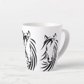 Schwarze Pferdeköpfe Milchtasse (Rechte Ecke)