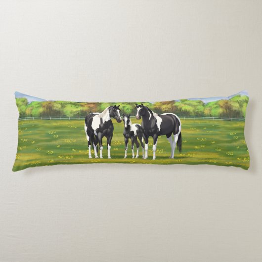 Schwarze Pinto Farbe Quarter Pferde im Sommer Weid Seitenschläferkissen (Vorderseite)