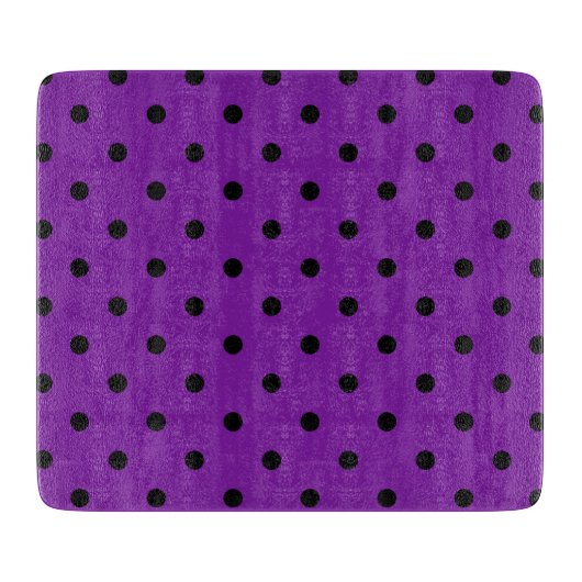 Schwarze Polka Dots auf Violet Lila Schneidebrett (Vorderseite)