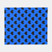 Schwarze Polka Herzen auf blau Fleecedecke (Vorderseite (Horizontal))