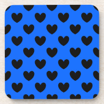 Schwarze Polka Herzen auf blau