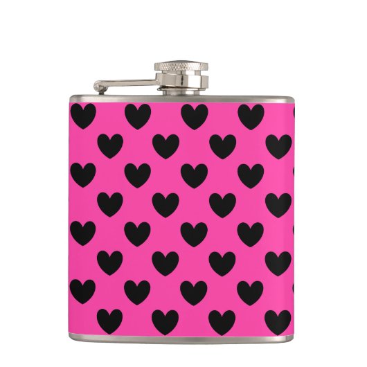 Schwarze Polka Herzen auf Fuchsienrosa Flachmann (Vorderseite)