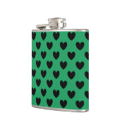 Schwarze Polka Herzen auf Kelly Green Flachmann (Links)