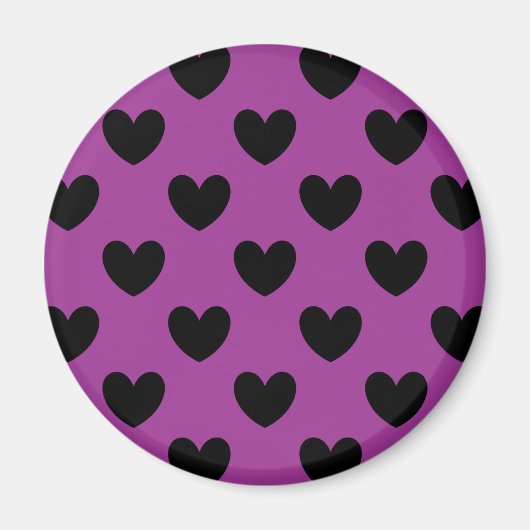Schwarze Polka-Herzen auf lila Magnet (Vorne)