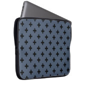 Schwarze Polka-Kreuze auf blau-grau Laptopschutzhülle (Vorne Rechts)