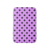 Schwarze Polka-Kreuze auf Lila Badematte (Vorderseite Vertikal)