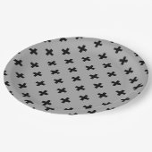 Schwarze Polka kreuzt grau Pappteller (Schrägansicht)