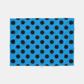 Schwarze Polka Punkte am Himmel blau Fleecedecke (Vorderseite (Horizontal))