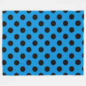Schwarze Polka Punkte am Himmel blau Fleecedecke (Vorderseite (Horizontal))