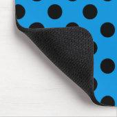 Schwarze Polka Punkte am Himmel blau Mousepad (Ecke)