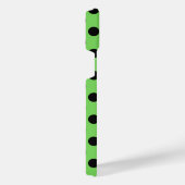 Schwarze Polka-Punkte auf Kalkgrün iPhone Hülle (Rechte Seite)