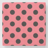 Schwarze Polka Punkte auf Korallen Steinuntersetzer (Vorderseite)
