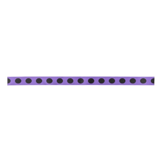 Schwarze Polka-Punkte auf Lavendel Satinband (Vorderseite)