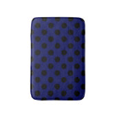 Schwarze Polka Punkte auf marineblau Badematte (Vorderseite Vertikal)