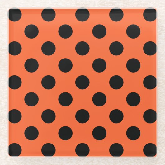 Schwarze Polka-Punkte auf Orange Glasuntersetzer (Vorderseite)