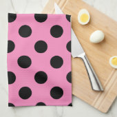 Schwarze Polka-Punkte auf Rosa Geschirrtuch (Viertel Falte)