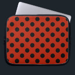 Schwarze Polka Punkte auf rot Laptopschutzhülle<br><div class="desc">Schwarze Polka Punkte auf rot</div>