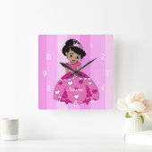 Schwarze Prinzessin mit schwarzem, natürlichem Haa Quadratische Wanduhr (Zuhause)