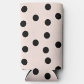 Schwarze Punkte auf rosa Selters Dosenkühler (Vorderseite)