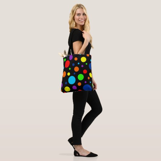 Schwarze Rainbow-Spots Tote-Beutel Tasche (Am Model)