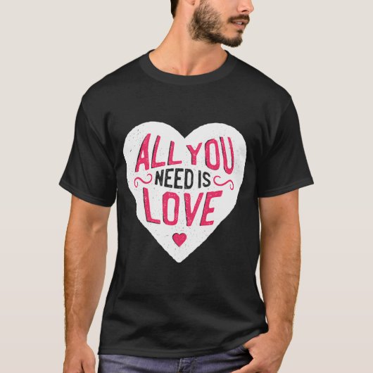 Schwarze Rebell-Katze. T-Shirt (Vorderseite)
