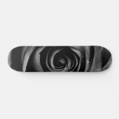 Schwarze Rose Blume Blumendekoration Vintag Skateboard (Horizontal)