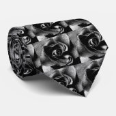 SCHWARZE ROSE KRAWATTE (Gerollt)