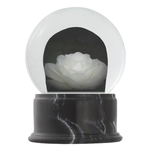 Schwarze Rose Schneekugel (Vorderseite)