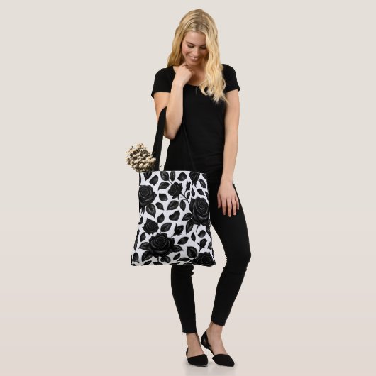 Schwarze Rosen-Blumentasche Tasche (Am Model)