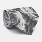 Schwarze Rosen Krawatte (Gerollt)