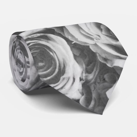 Schwarze Rosen Krawatte (Gerollt)