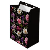 Schwarze Samt-Rose Mittlere Geschenktüte (Vorderseite Schrägansicht)