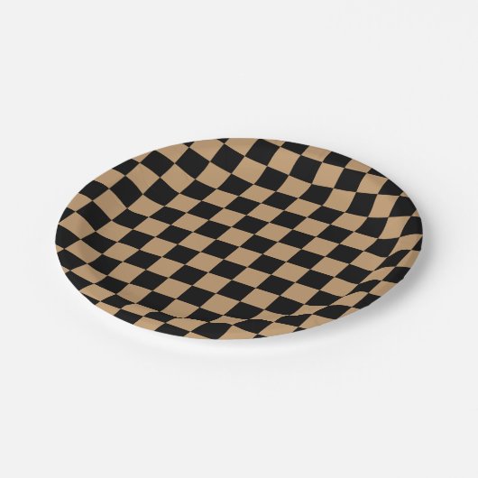 Schwarze Schachbretter Pappteller (Schrägansicht)
