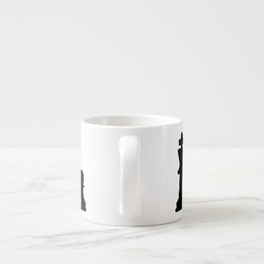 Schwarze Schachstücke auf Weiß Espressotasse (Rückseite)