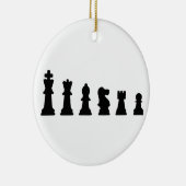 Schwarze Schachstücke auf Weiß Keramikornament (Rechts)