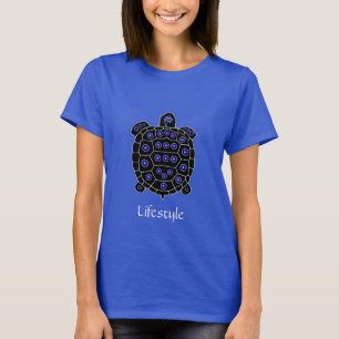 Schwarze Schildkröte verziert mit Sternsaphiren T-Shirt
