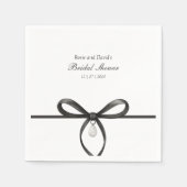 Schwarze Schleife mit Perle im Old-Money-Stil zur  Serviette (Vorderseite)