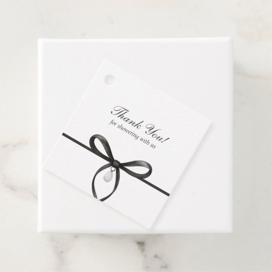 Schwarze Schleife mit Perle Old Money Braut Danke Geschenkanhänger (Beispiel)