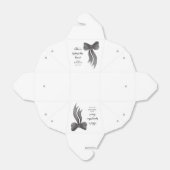 Schwarze Schleife: Sie knüpft den Knoten - Brautpa Geschenkschachtel (Ungefaltet)