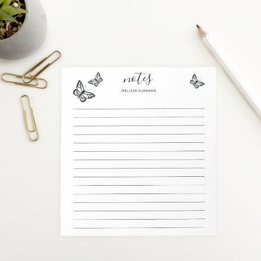 Schwarze Schmetterlinge mit personalisierbarem Nam Notizblock