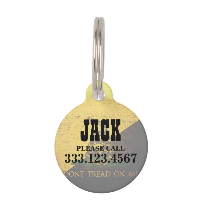 Schwarze Schmutz Anarcho Gadsden Flagge Haustiermarke (Vorderseite)