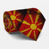 Schwarze Schmutz-Mazedonien-Flagge Krawatte (Gerollt)