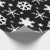 Schwarze Schneeflocken Geschenkpapier (Ecke)