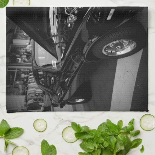 Schwarze Schönheit Geschirrtuch (Gefaltet)